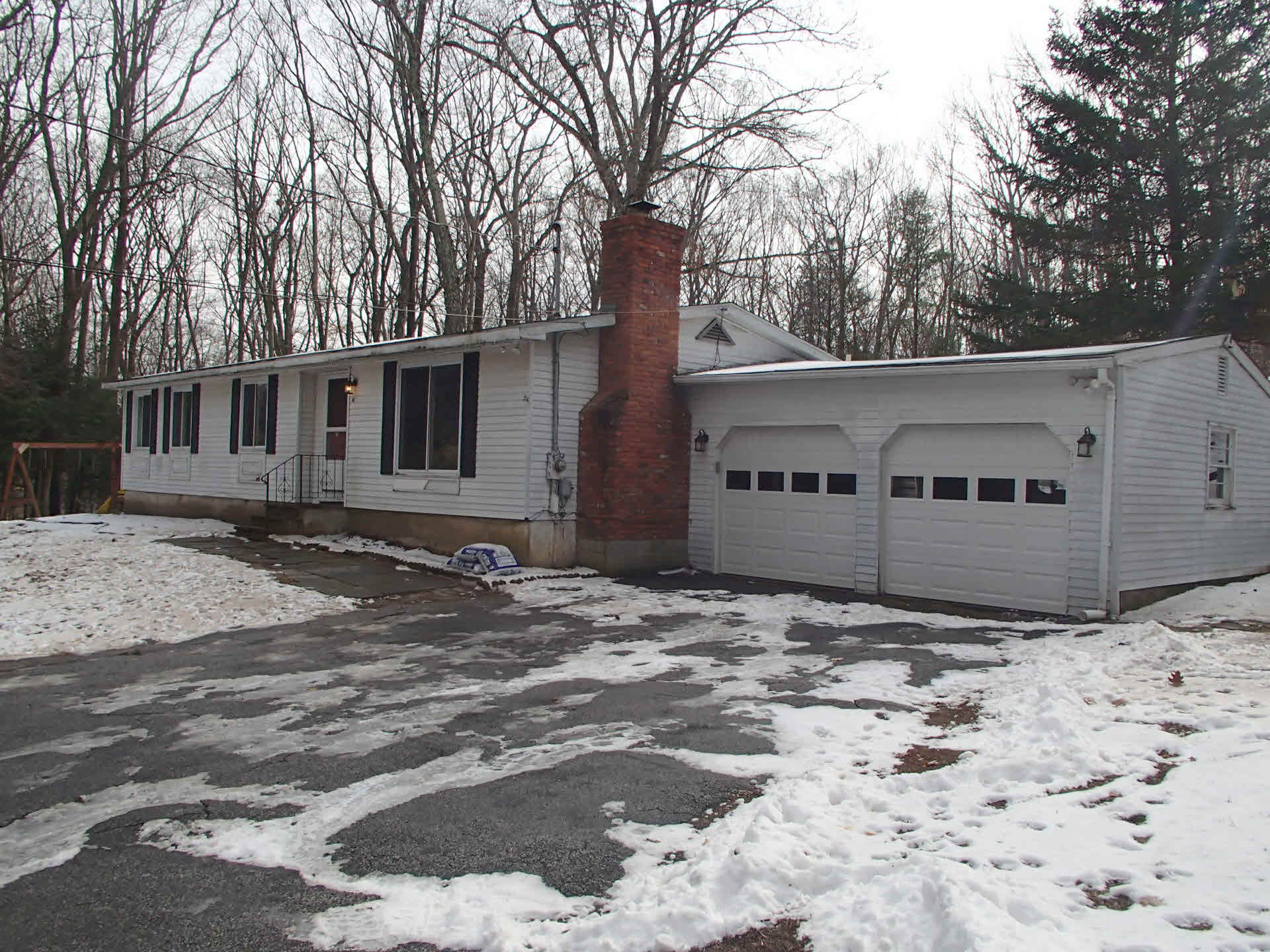 Building photograph for 101 NEW MILFORD RD EAST